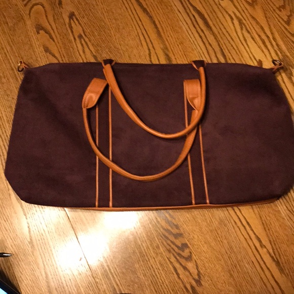 DSW Handbags - NWOT DSW Weekender Bag
